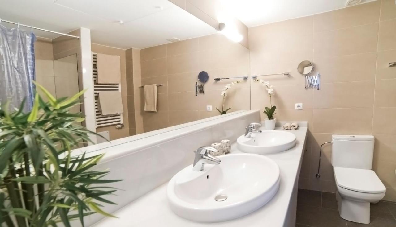 Tranquil Duplex In Sitges, Barcelona,Sea Views, Parking, Terrace Διαμέρισμα Εξωτερικό φωτογραφία